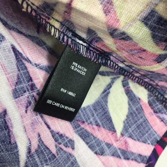 Torrid Floral Preplum V Neck Blouse Top Size 1 - Picture 5 of 7